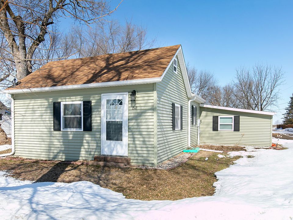 212 3rd St N, Casselton, ND 58012 Zillow