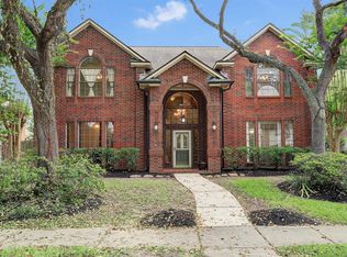 607 Huntercrest St, Seabrook, TX 77586