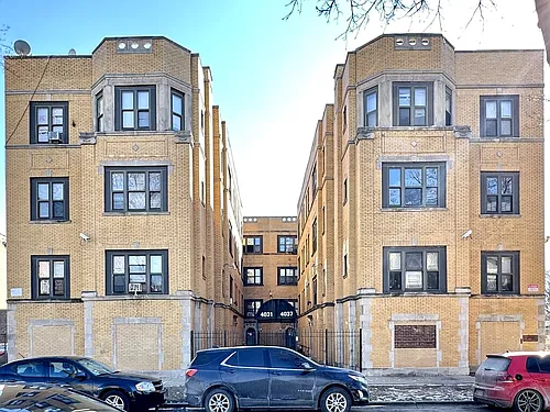 4035 W Gladys Ave #N3 Photo 1