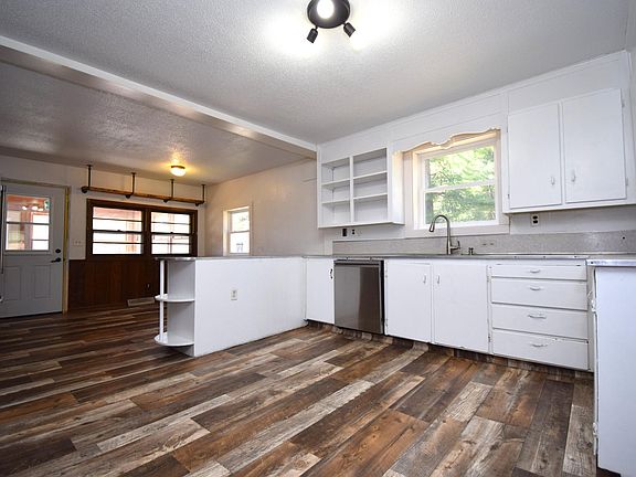 5th image of 23376 Nyberg Rd