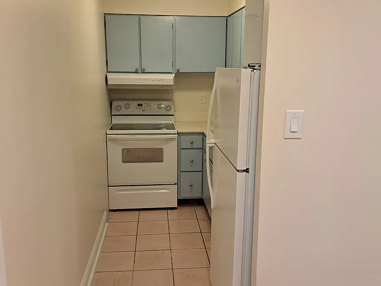 617 Dauphine St #9 — Photo 7