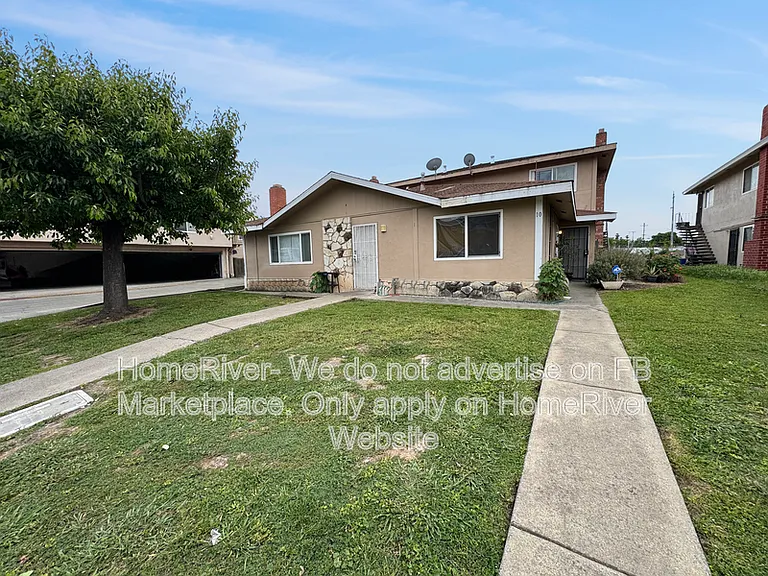 10 Nedra Ct #4 — Photo 17