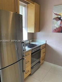 4th image of 2421 Lake Pancoast Dr APT 3B