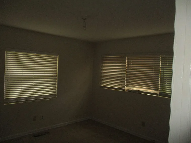 1020 Edgewater Dr — Photo 22