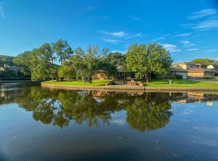 2801 Millbrook Ct, Arlington, TX 76012