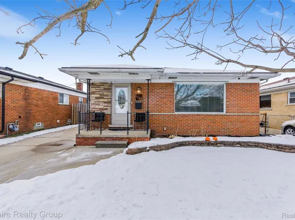 6545 Robindale Ave, Dearborn Heights, MI 48127