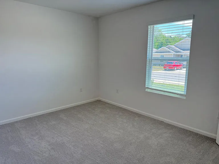 118 Bay Springs Blvd — Photo 8
