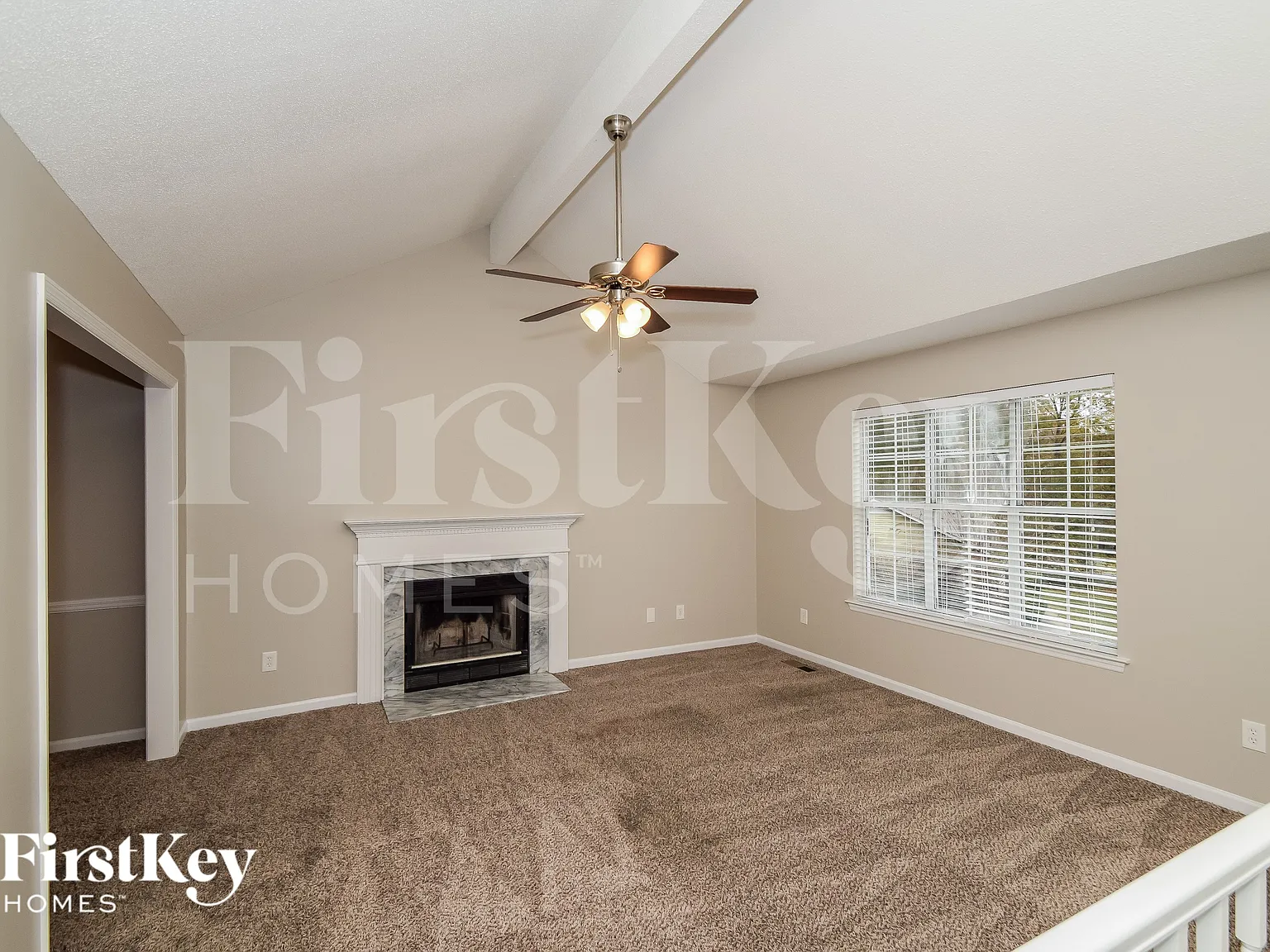 3 bed, 2.0 bath, 1486 sqft, $1,740 — Photo 4