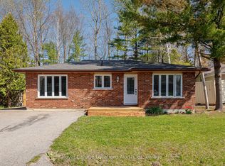 11 Lisbon Ct, Wasaga Beach, ON L9Z 1L2