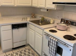 2437 Madison Rd #1, Cincinnati, OH 45208