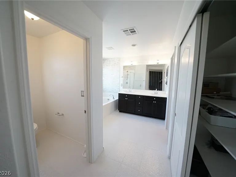 880 Cool Aquamarine St — Photo 27