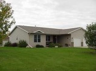 725 6th Dr NW, Perham, MN 56573