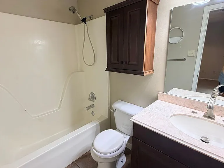 3201 Stivers Blvd — Photo 6