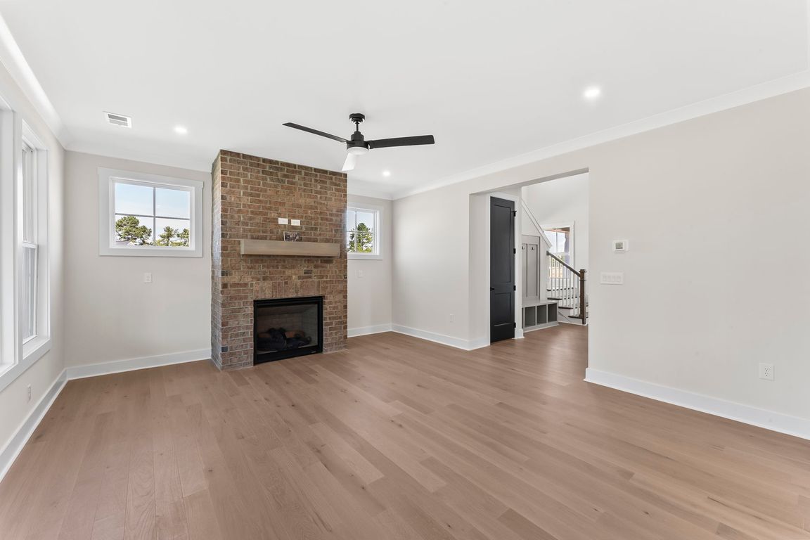 next background image