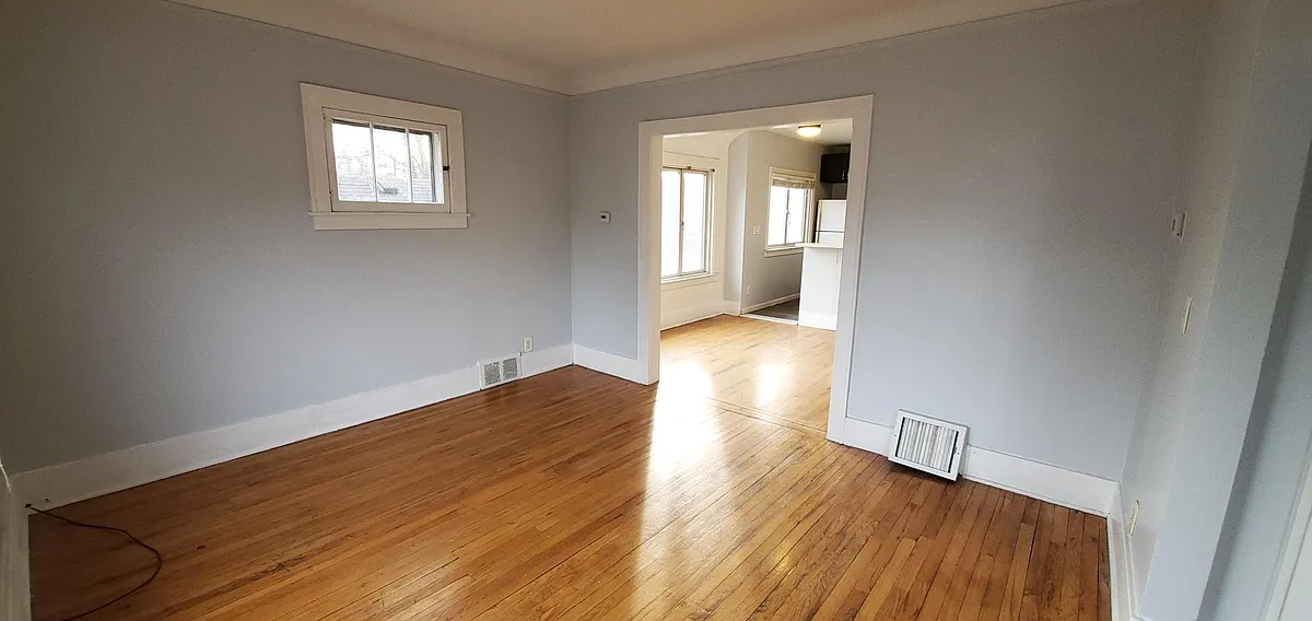 Building Photo - 351 Edgewood Pl #2