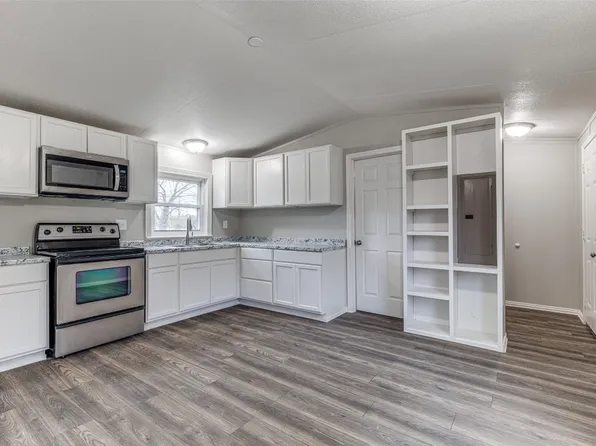 1341 Highland Acres Dr, Kaufman, TX 75142