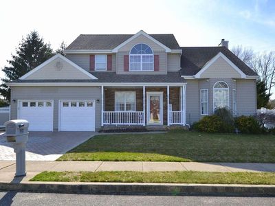 110 Paul Drive, Holbrook, NY, 11741