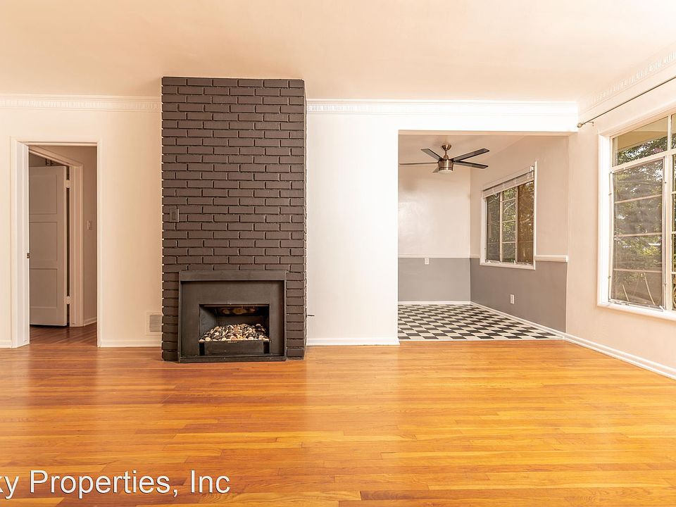 1st image of 1245 N Laurel Ave