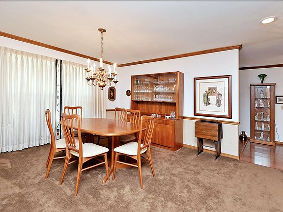 3rd image of 503 Clifton Bluff Ln