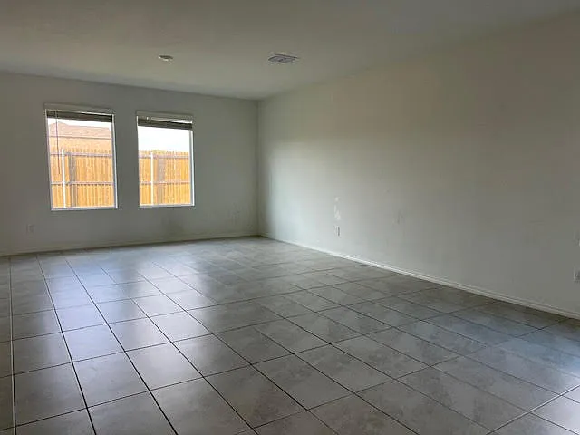1117 Loblolly Ln — Photo 11
