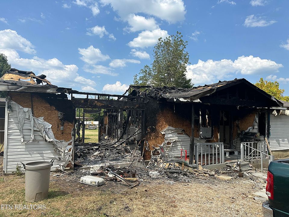 1st image of 304 W Stewart Ave