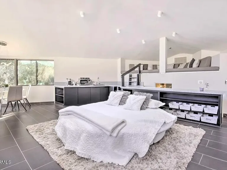 6010 E Cholla Ln — Photo 32