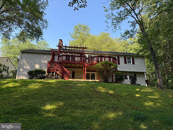4th image of 7937 Saint George Ct