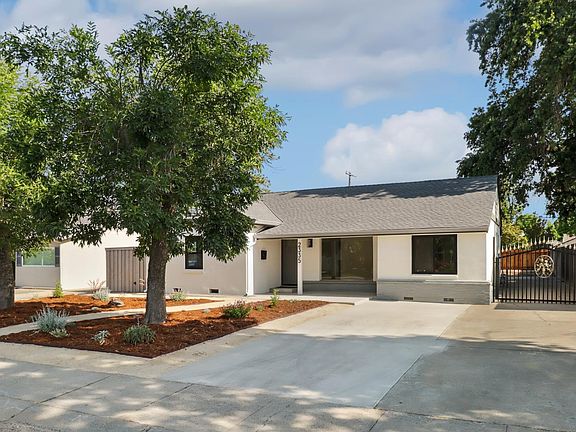 2nd image of 2335 Hooke Way