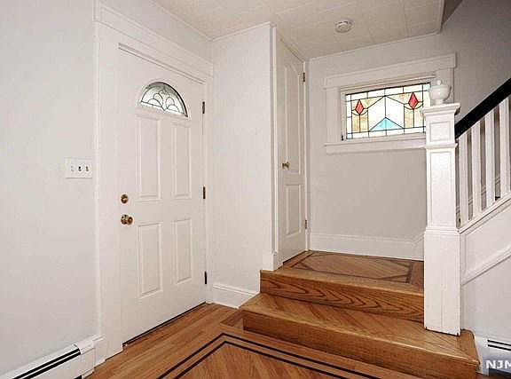 5th image of 167 Fulton St