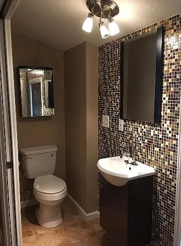 Bathroom in main bedroom