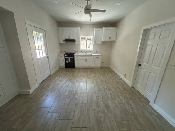 6820 Sundown Dr, Riverside, CA 92509