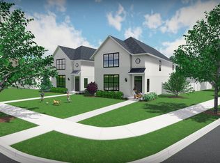 243 N West St #101, Naperville, IL 60540