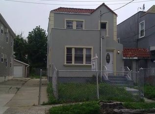 13446 233rd St, Jamaica, NY 11422