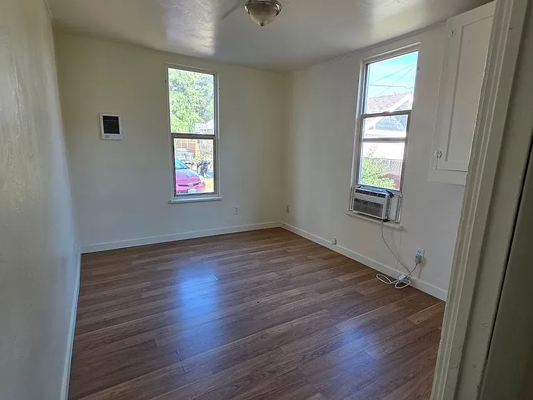 Chase Avenue Seven-Plex — Photo 8