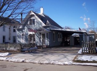 146 14th Ave SW, Cedar Rapids, IA 52404