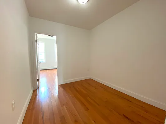 Rented by Compass | media 14