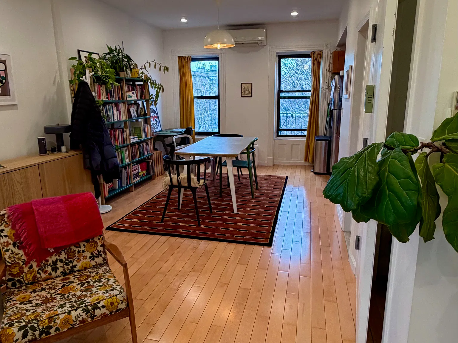 591 Willoughby Avenue — Photo 3