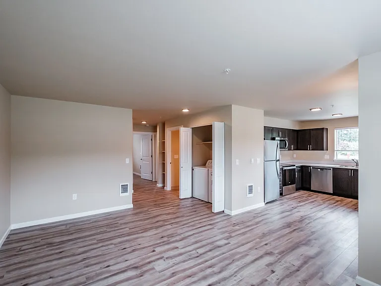 Santiam Gateway Apartments — Photo 17