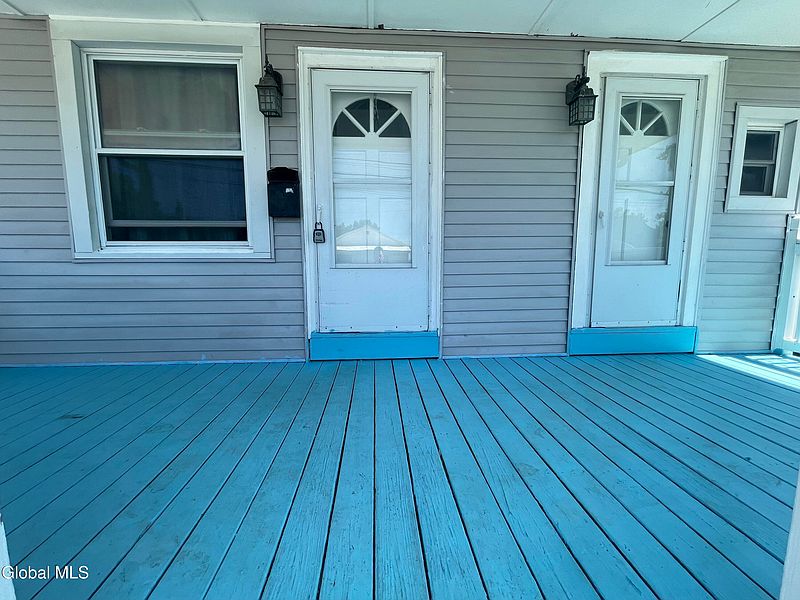 3rd image of 11 Sunnyside Avenue