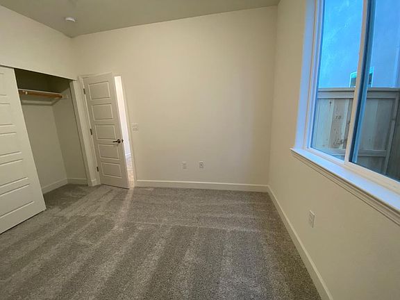 5th image of 3807 Watermist Way