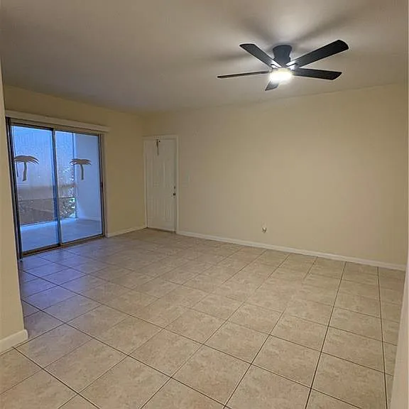 333 SE Martin Ave #1-F — Photo 9