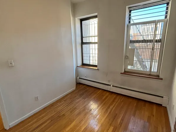 181 East 104th Street image 5 of 7