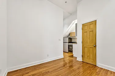 Rented by Aryeh Realty