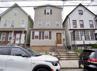 918 Roosevelt St, Elizabeth, NJ 07202
