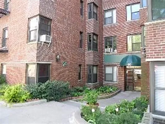 Sold by Citi Habitats | media 19