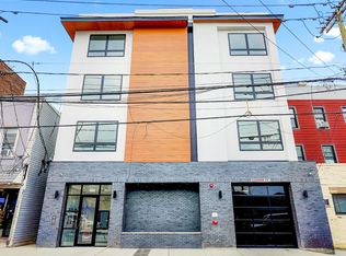 6710 Park Ave #410, West New York, NJ 07093