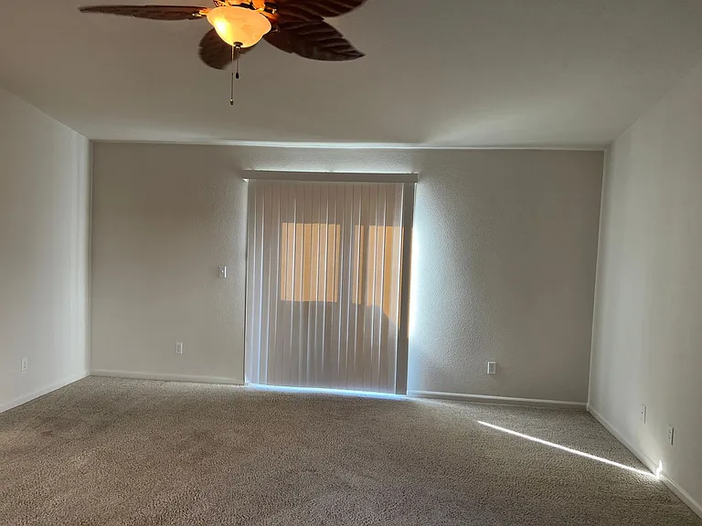 4501 Waitsfield Cir — Photo 32