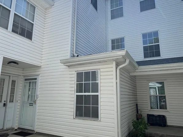 918 Plymouth Rd, North Brunswick, NJ 08902