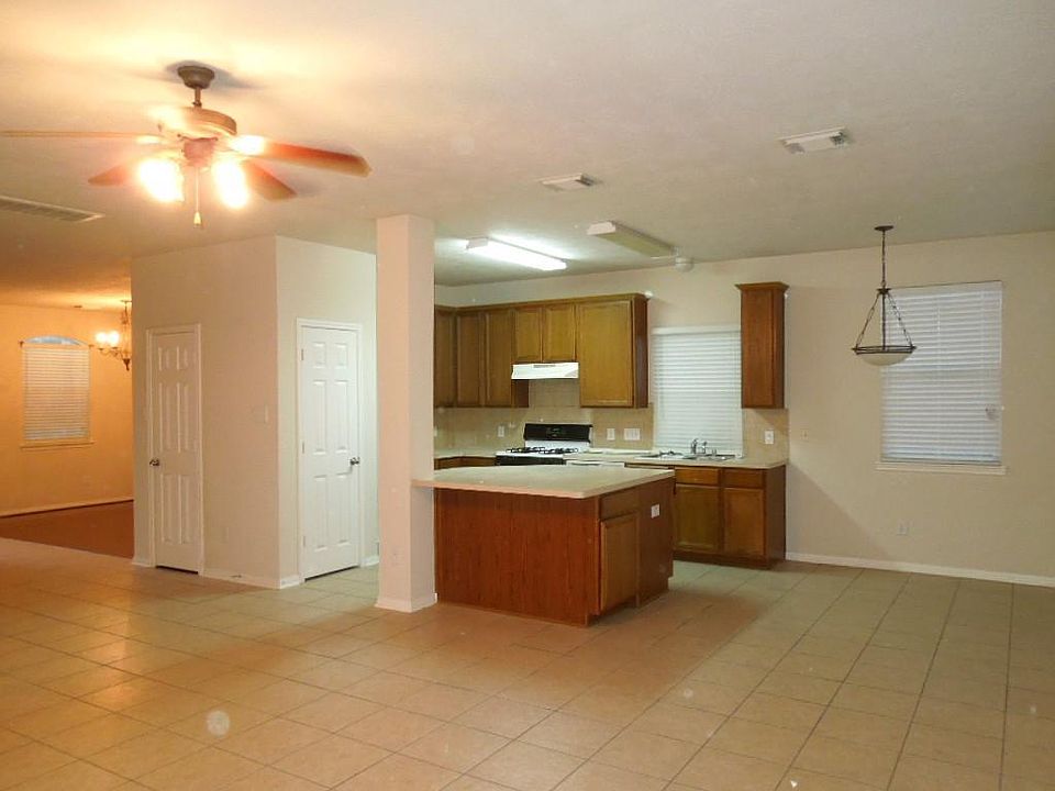 1st image of 2803 Sage Bluff Ave