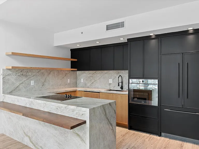 92 SW 3rd St #704 — Photo 11